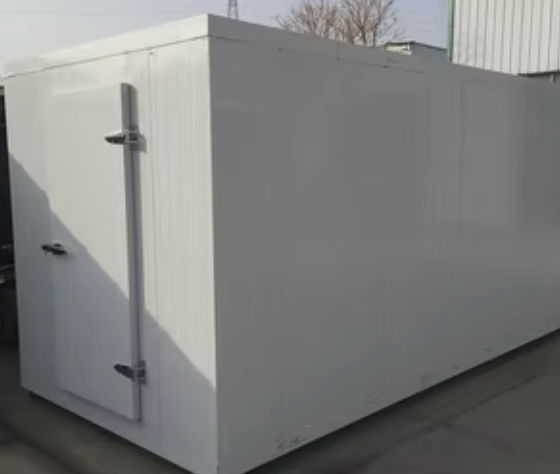 Freezer Room Size: 2.4 x 1.8 x 2.4m